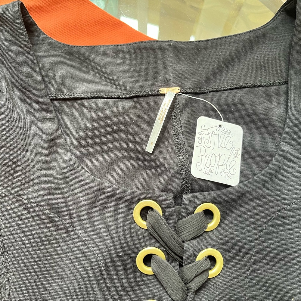 šFREE PEOPLEš- Lace-Up Long Sleeve Tops in Black and Orange NWT Size Sm - Picture 3 of 10